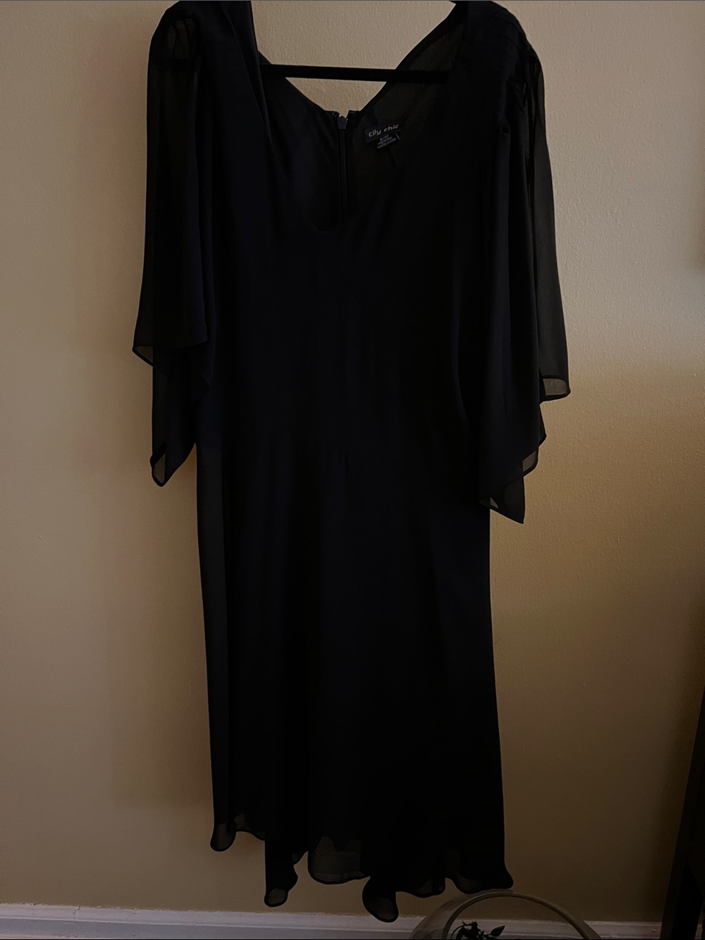 City Chic Black Chiffon Flutter-Sleeve Midi Dress